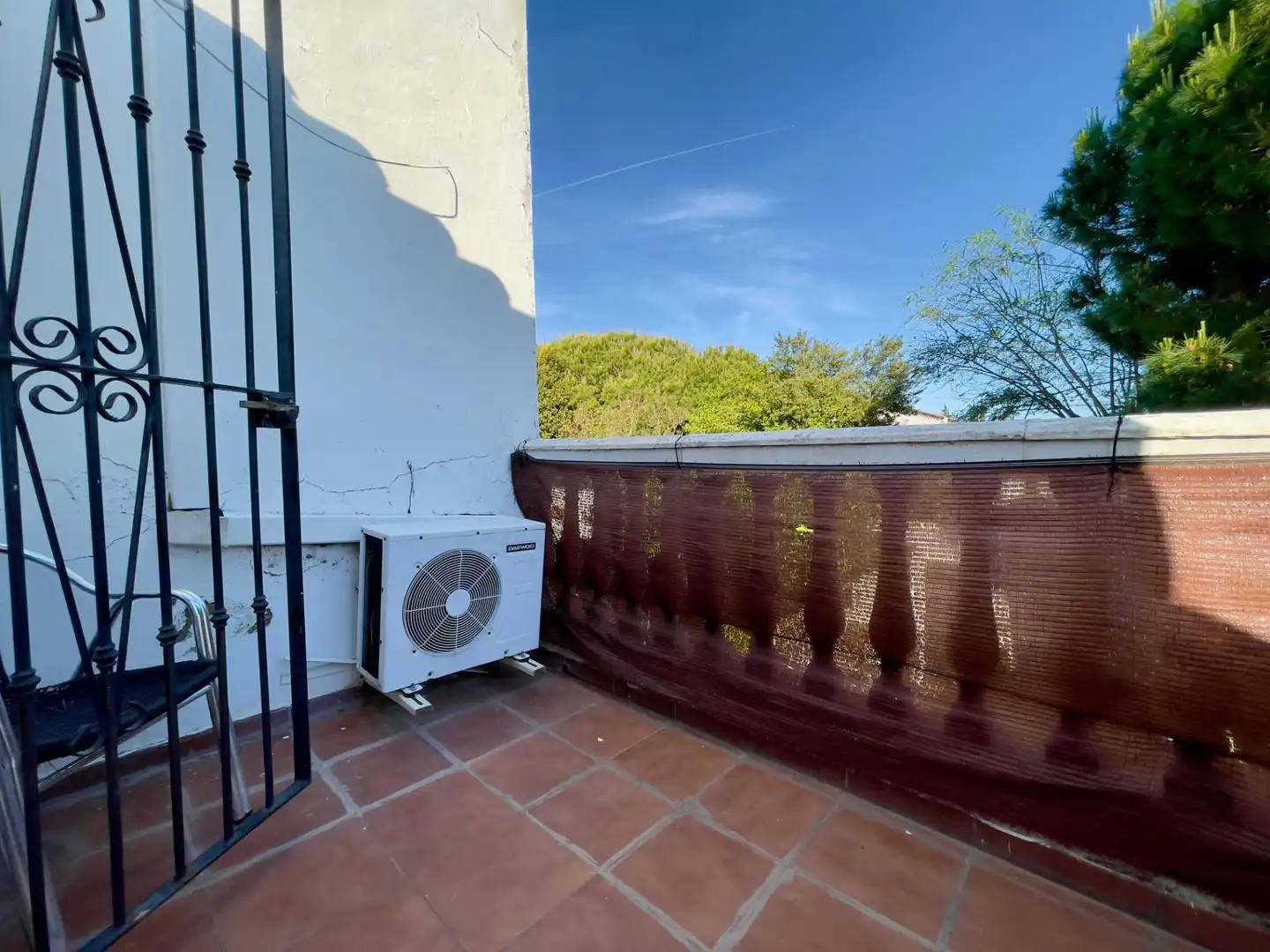 Terrassa de Casa adosada en venda en Chiclana de la Frontera amb Aire condicionat, Jardí privat i Terrassa