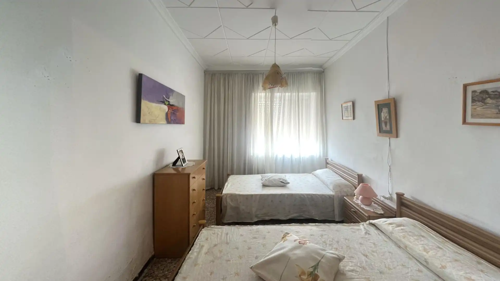 Habitación de Casa adosada en venta en Fuenterrobles con Terraza y Amueblado