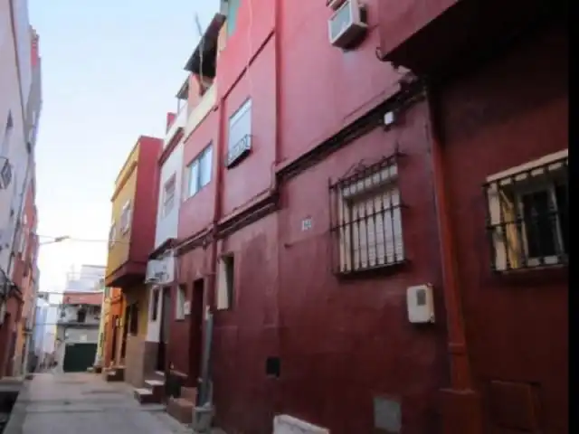Außenansicht von Haus oder Chalet zum Verkauf in Algeciras