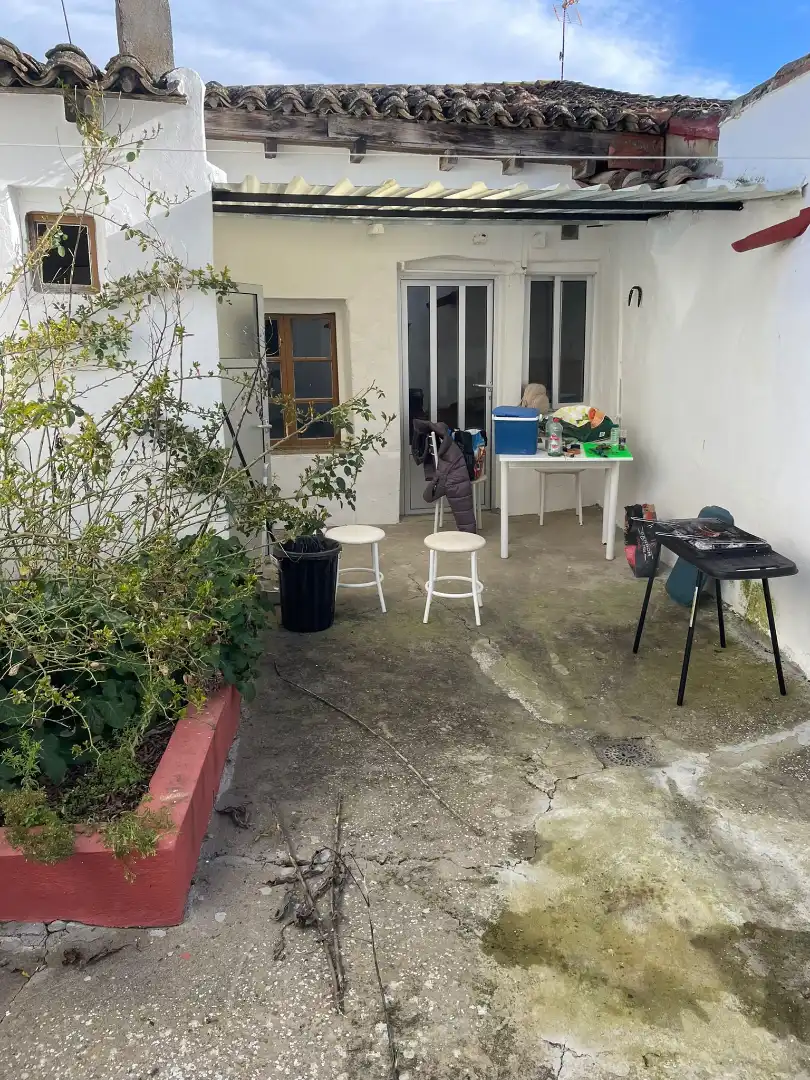 Casa con jardín en venta en Calle Lienzos 29