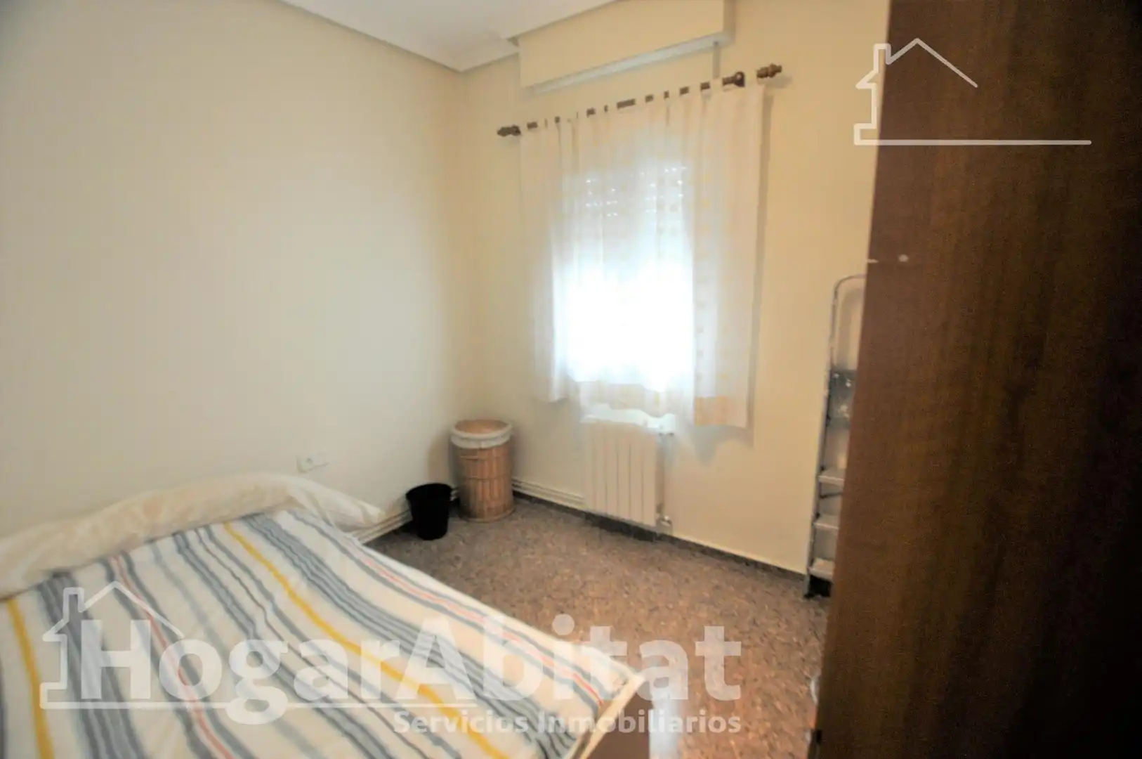 Schlafzimmer von Dachboden zum Verkauf in Valencia mit Klimaanlage, Heizung und Terrasse