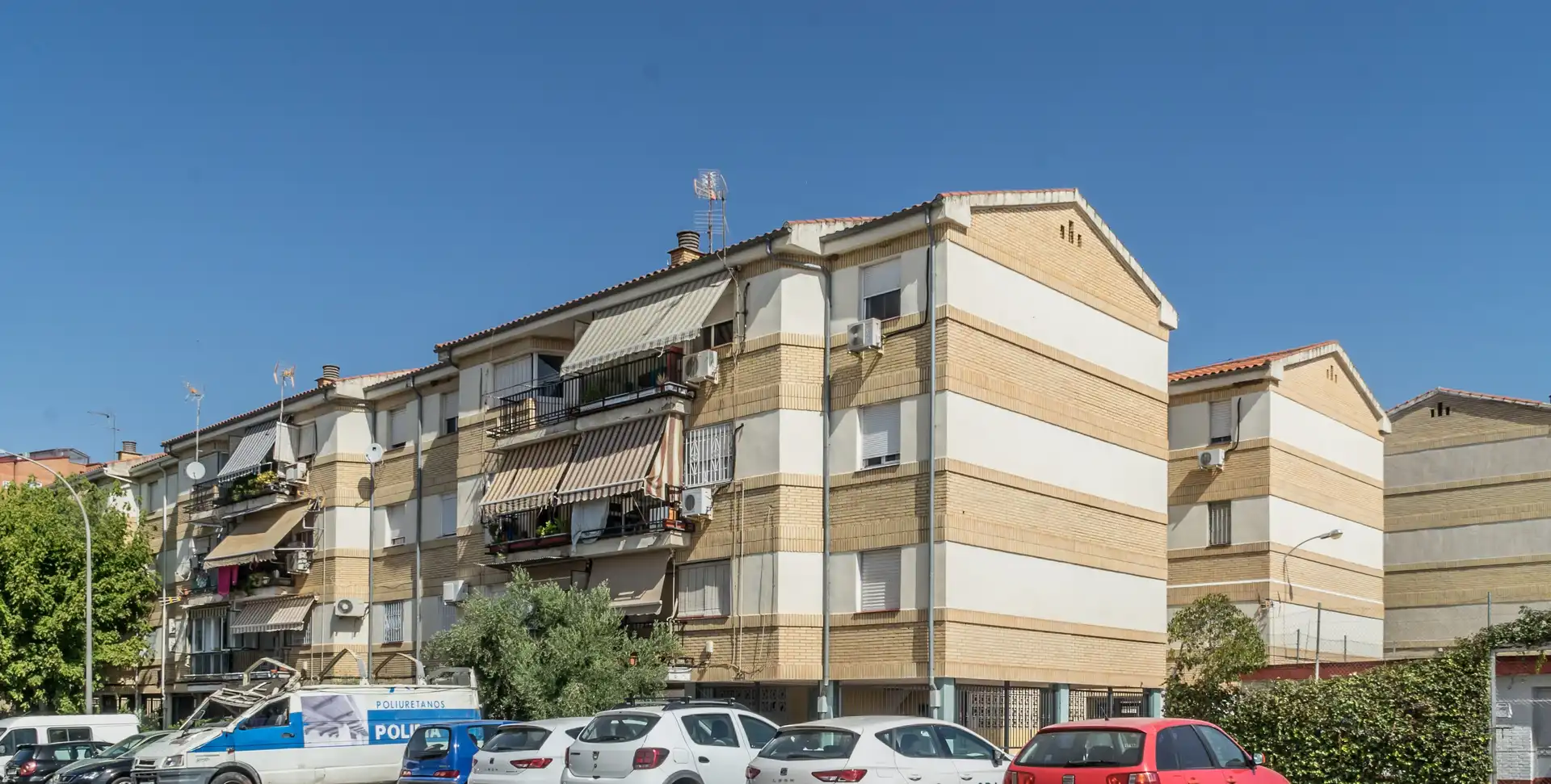 Vista exterior de Piso en venta en Linares