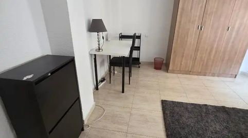 Foto 4 de Piso de alquiler en Carrer Serrano Anguita, 4, Reina Victoria - Miguel Hernández, Elche / Elx