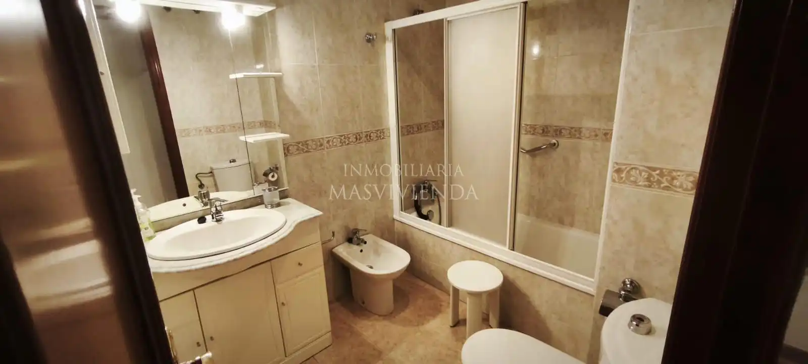 Bathroom of Flat for rent in Baiona  with Furnished