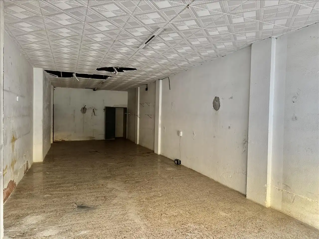 Local comercial en venta en Carrer de Xavier Gambús, imagen 4