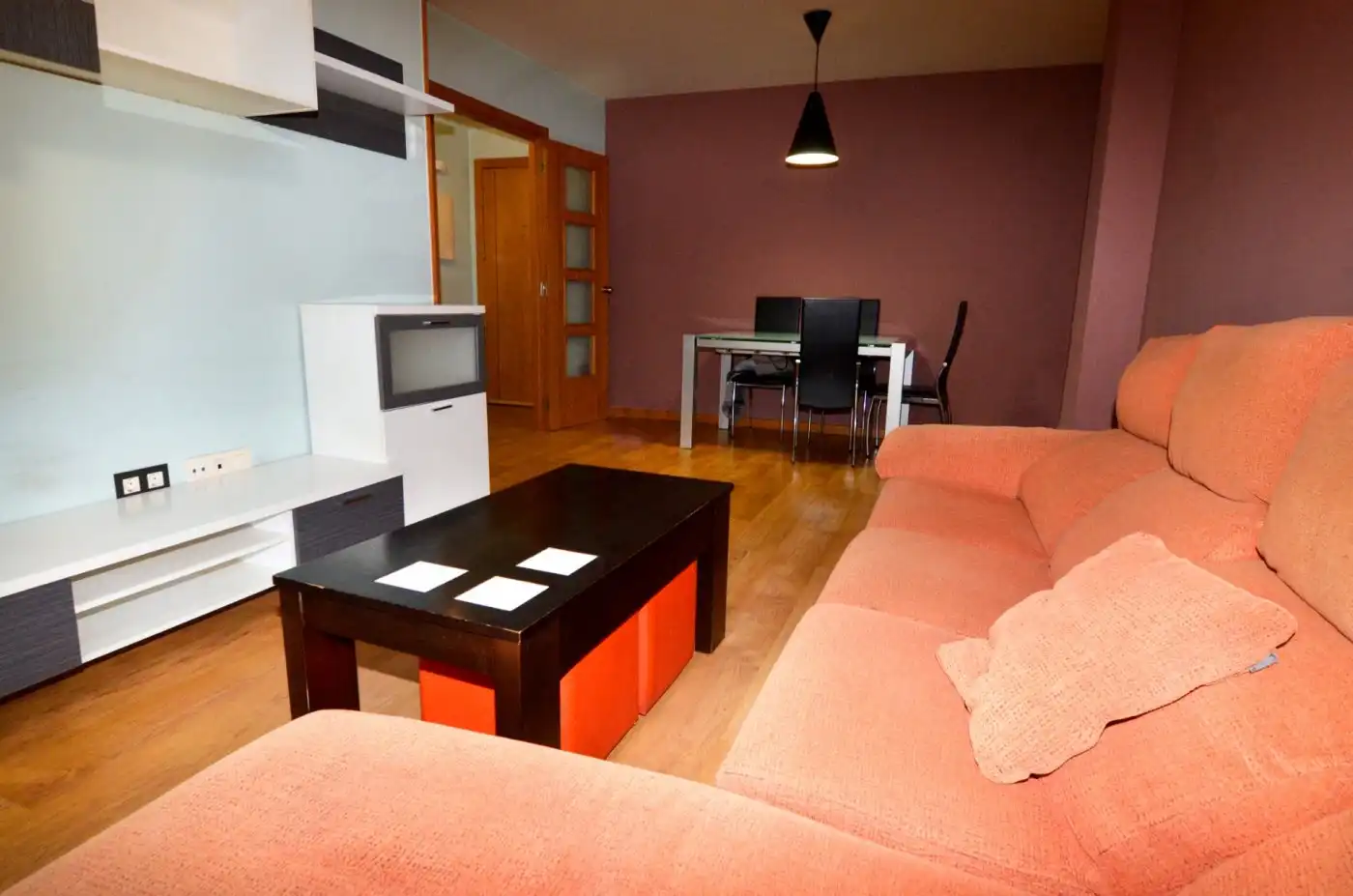 Sala de estar de Piso en venta en Encinas de Abajo con Calefacción, Parquet y Terraza
