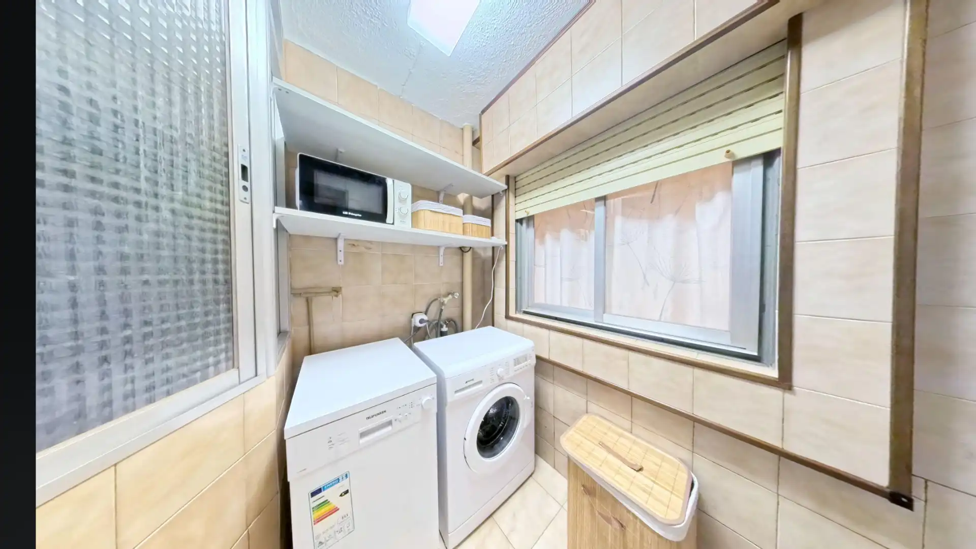 Appartamento con terrazza in affitto a Carrer de Pere Martell, imagen 19