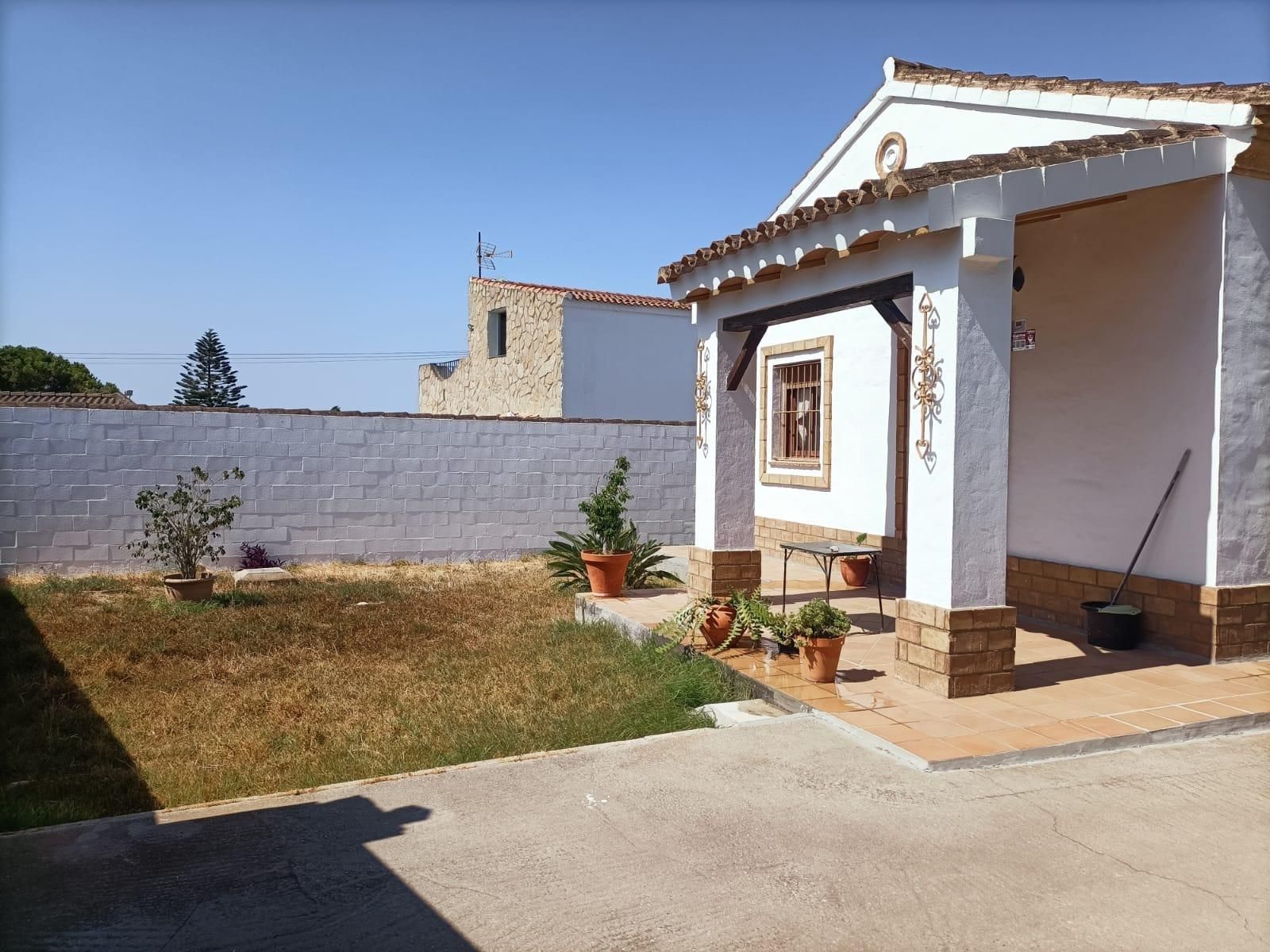 Garden of House or chalet for sale in Chiclana de la Frontera  with Air Conditioner, Private garden and Storage room