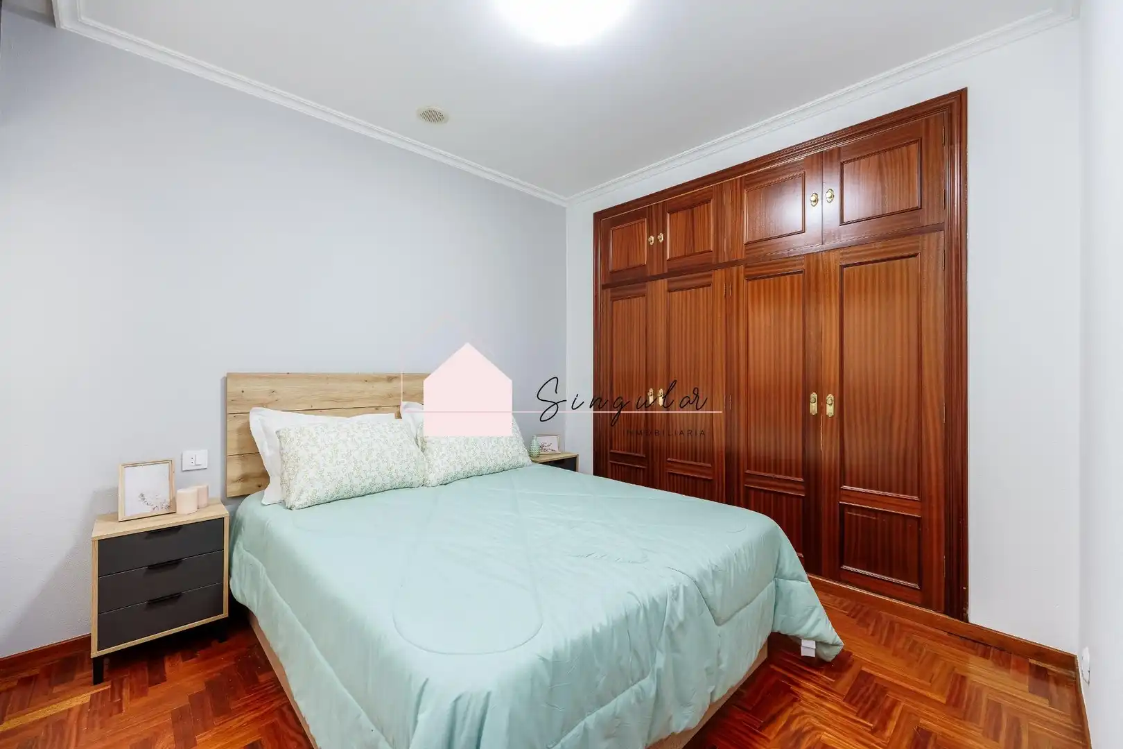 Bedroom of Flat for sale in Ponteareas  with Heating and Parquet flooring