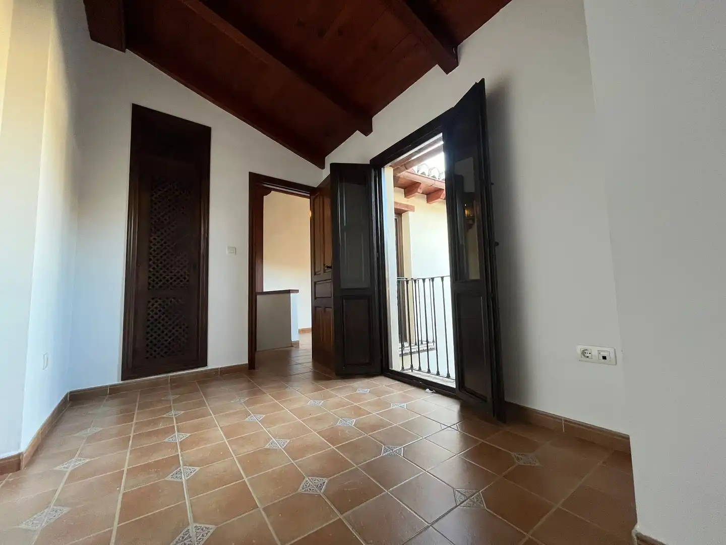 Detached homes for rent in Granada  with Air Conditioner, Heating and Terrace