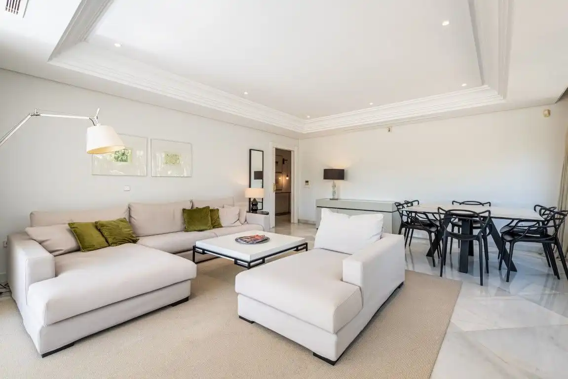 Sala de estar de Apartamento en venta en Marbella con Aire acondicionado, Calefacción y Trastero