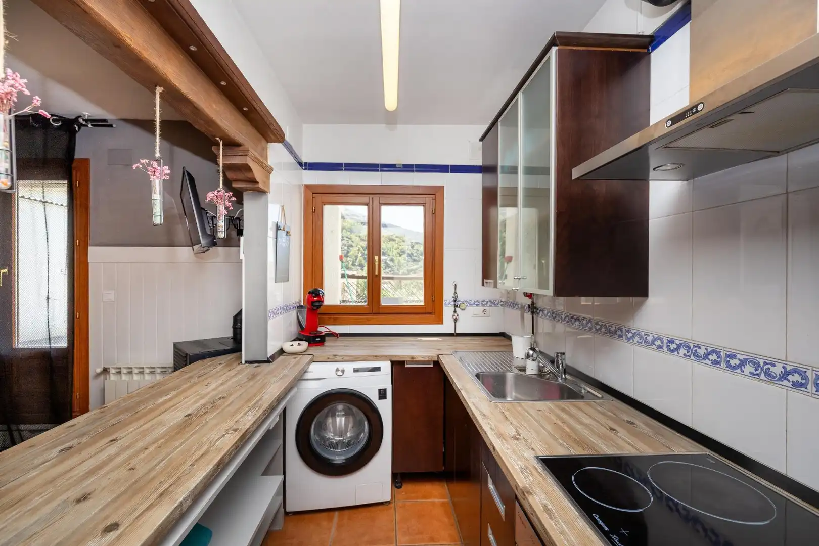 Kitchen of Flat for sale in Trevélez  with Heating, Terrace and Furnished