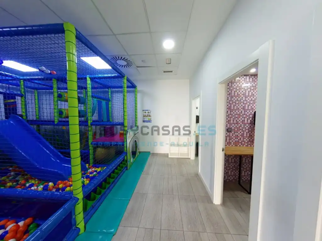 Local comercial en traspàs a Calle Alfonso I El Batallador 27, imagen 44