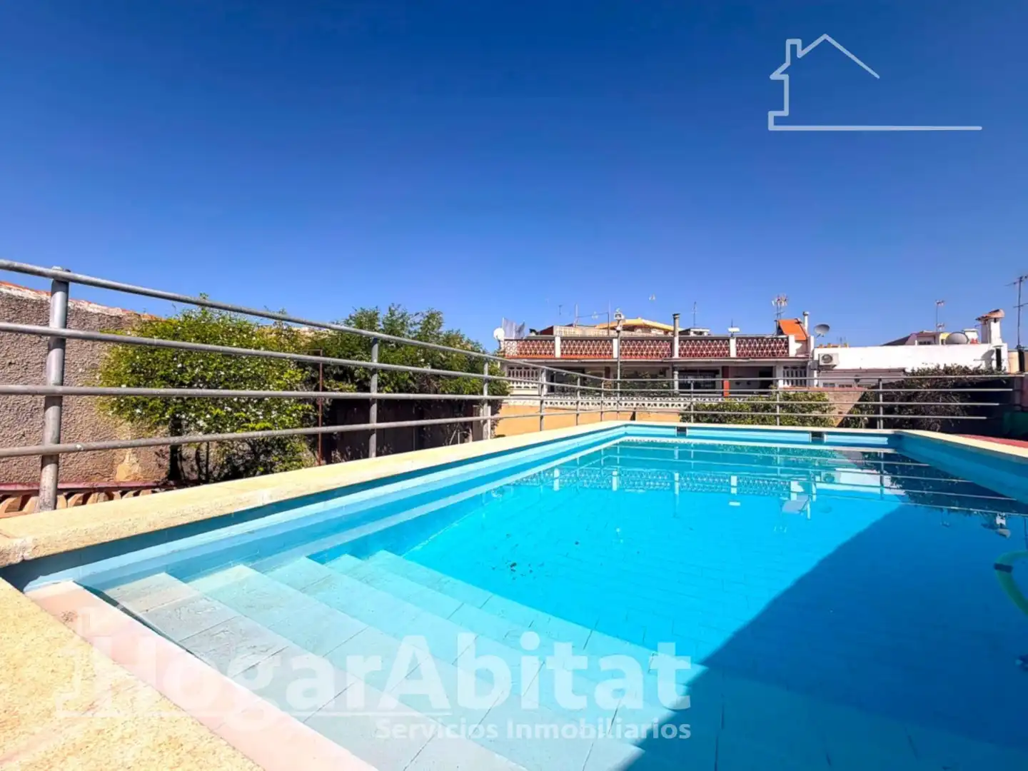 Piscina de Casa o xalet en venda en Benaguasil amb Aire condicionat, Jardí privat i Terrassa