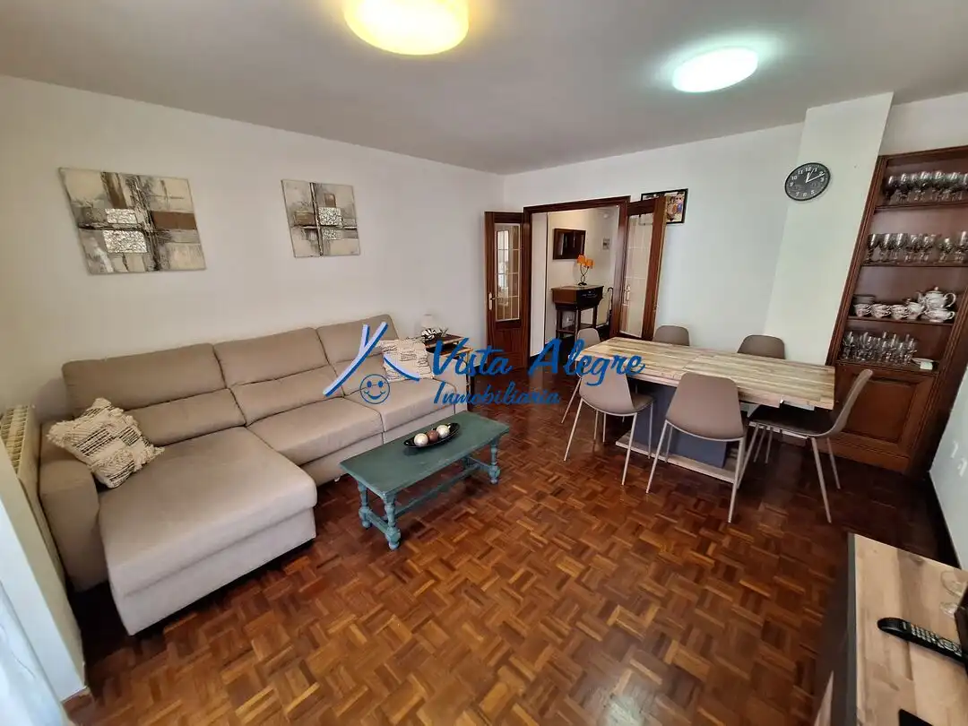 Sala de estar de Apartamento de alquiler en Haro con Calefacción, Amueblado y Lavadora