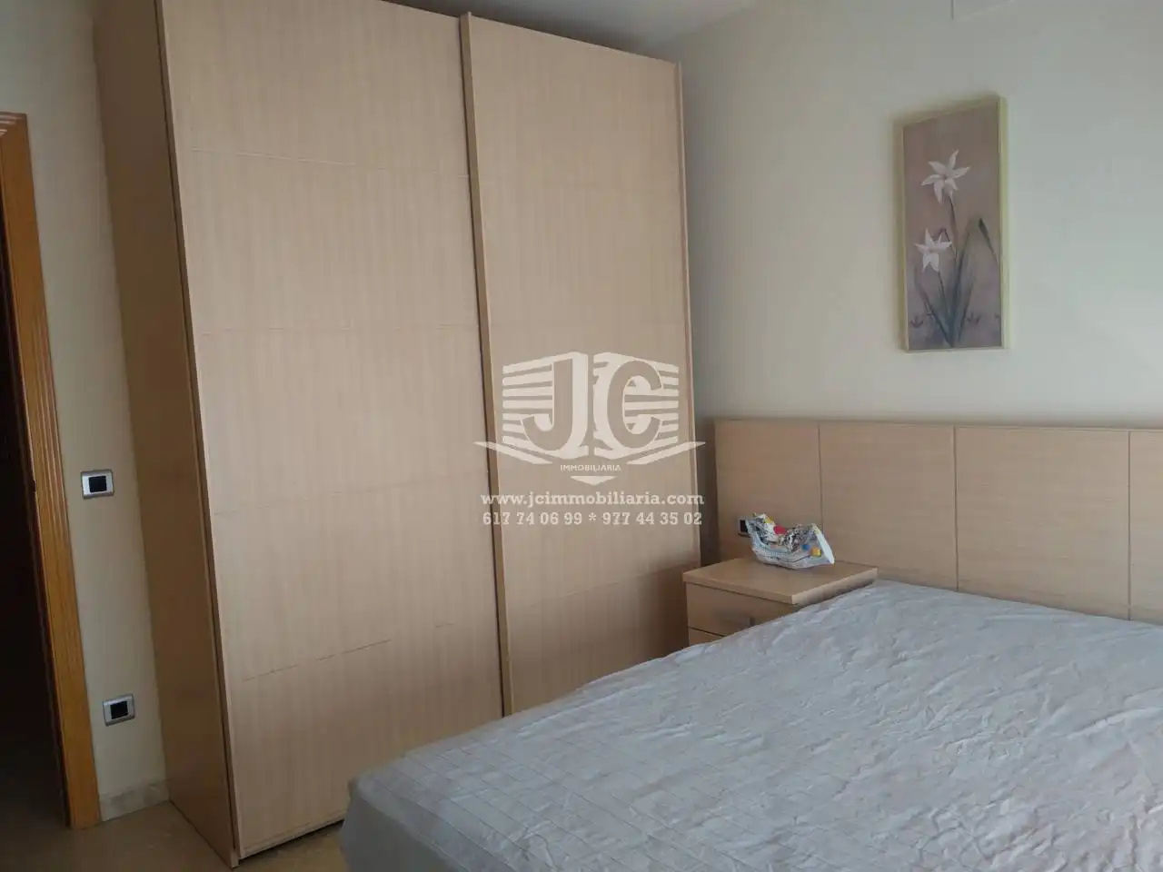 Habitación de Piso de alquiler en Tortosa con Aire acondicionado, Terraza y Amueblado