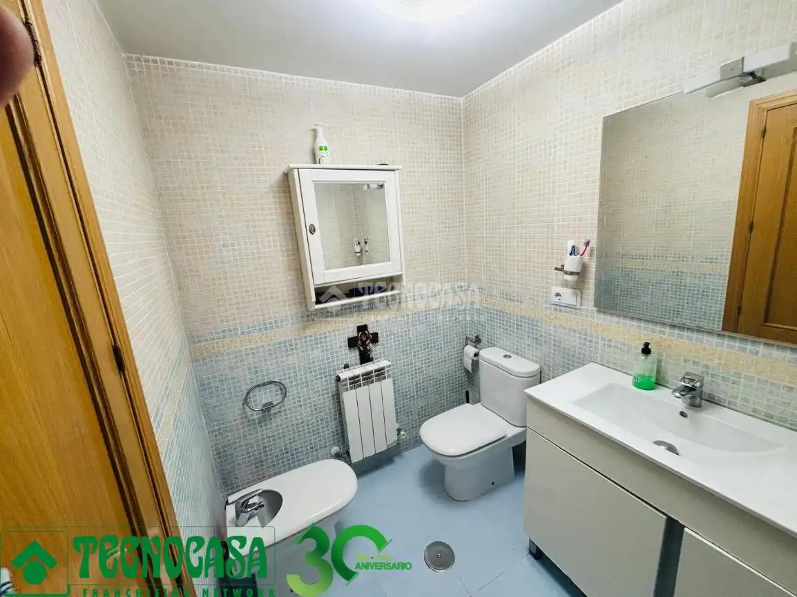 Badezimmer von Wohnung zum Verkauf in Burguillos de Toledo mit Heizung