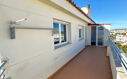 Vista exterior de Àtic en venda en Mijas amb Calefacció i Terrassa