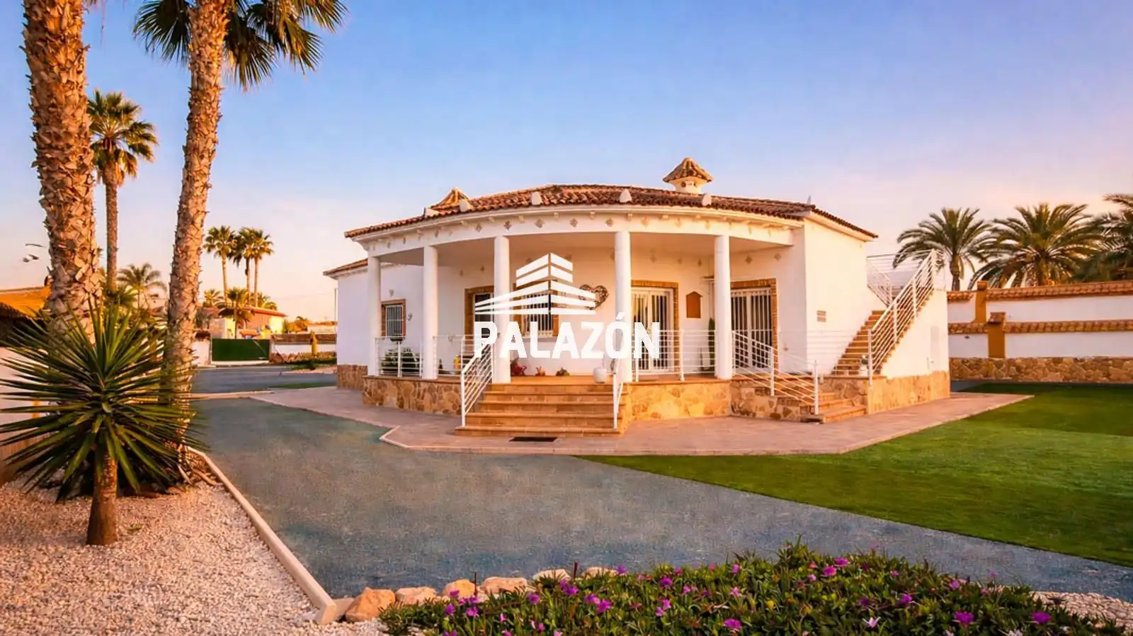 Vista exterior de Casa o chalet de alquiler en Catral