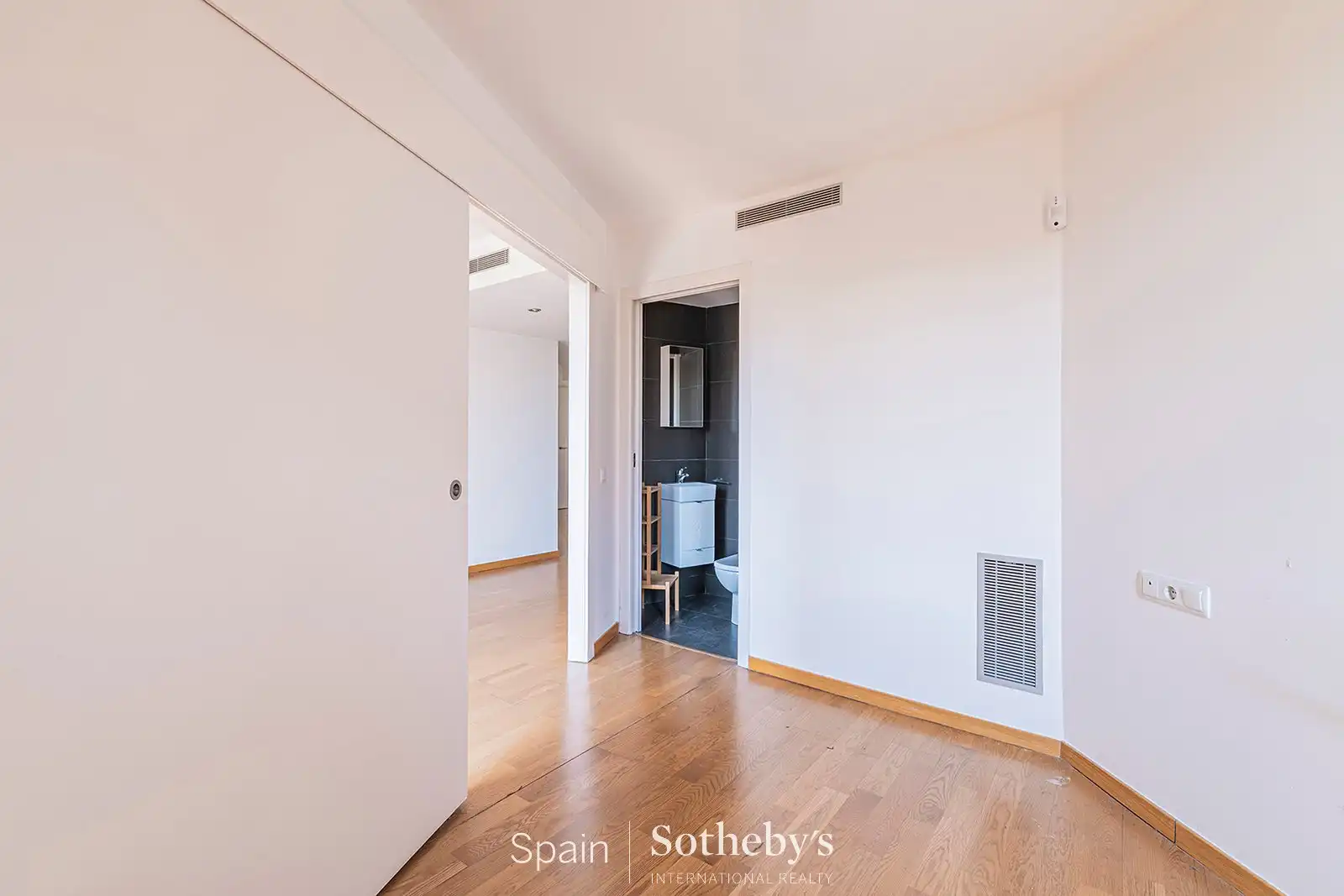 Mini appartamento con ascensore in vendita a Carrer d'Aribau, imagen 9