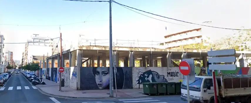 Residenziale con ascensore in vendita a Carrer Carlos Sentí 24, imagen 5