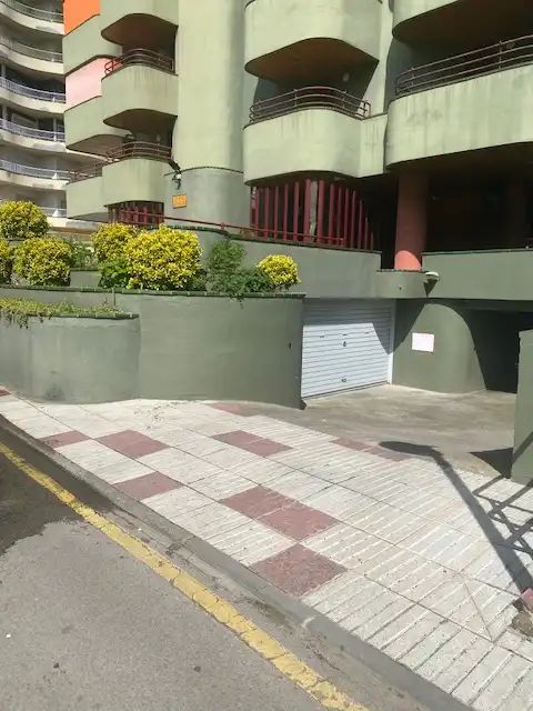 Individuel avec ascenseur à louer à Carrer Nostra Senyora Montserrat 23, imagen 2