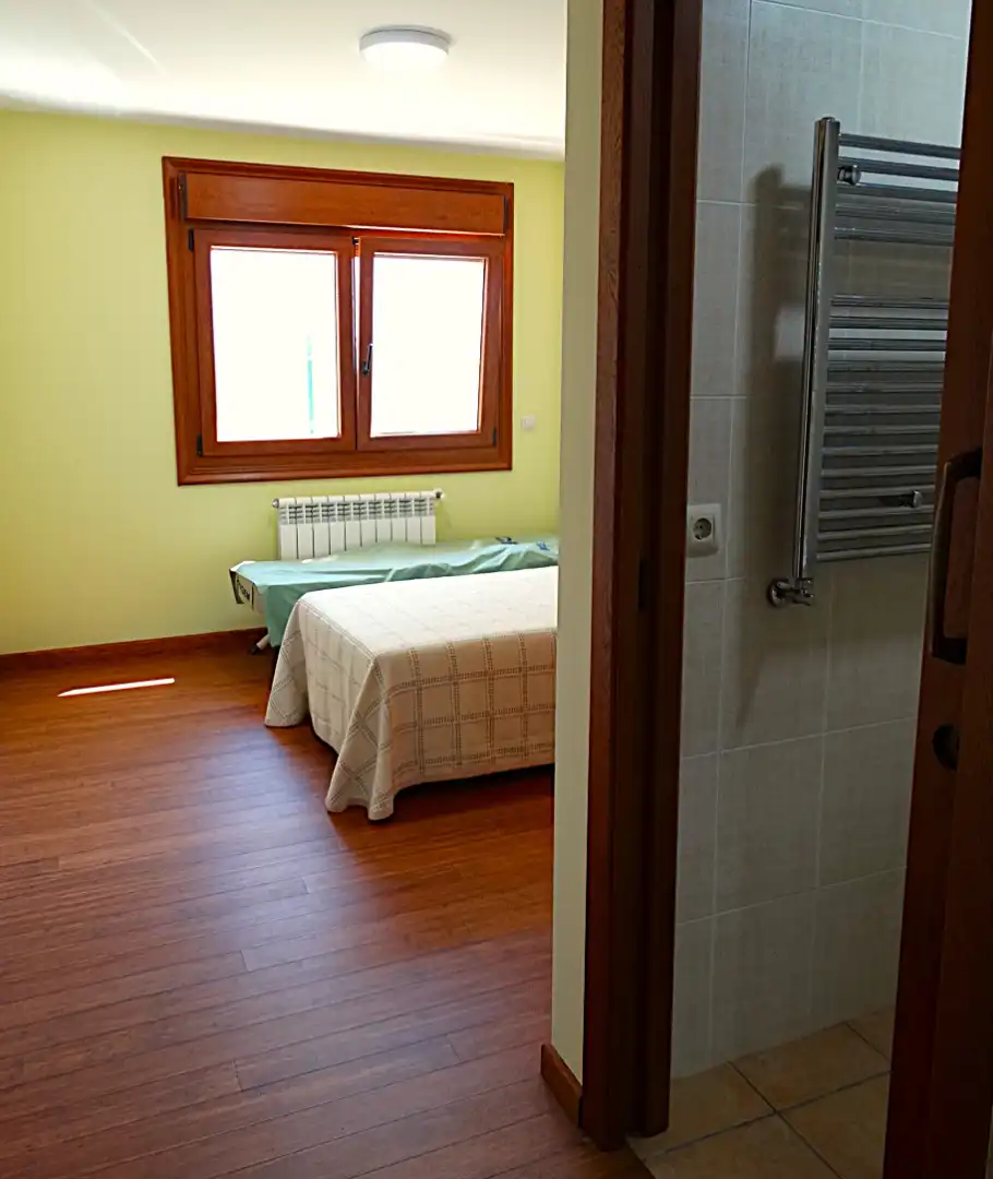 Dormitori de Casa o xalet en venda en Miño amb Calefacció, Parquet i Terrassa