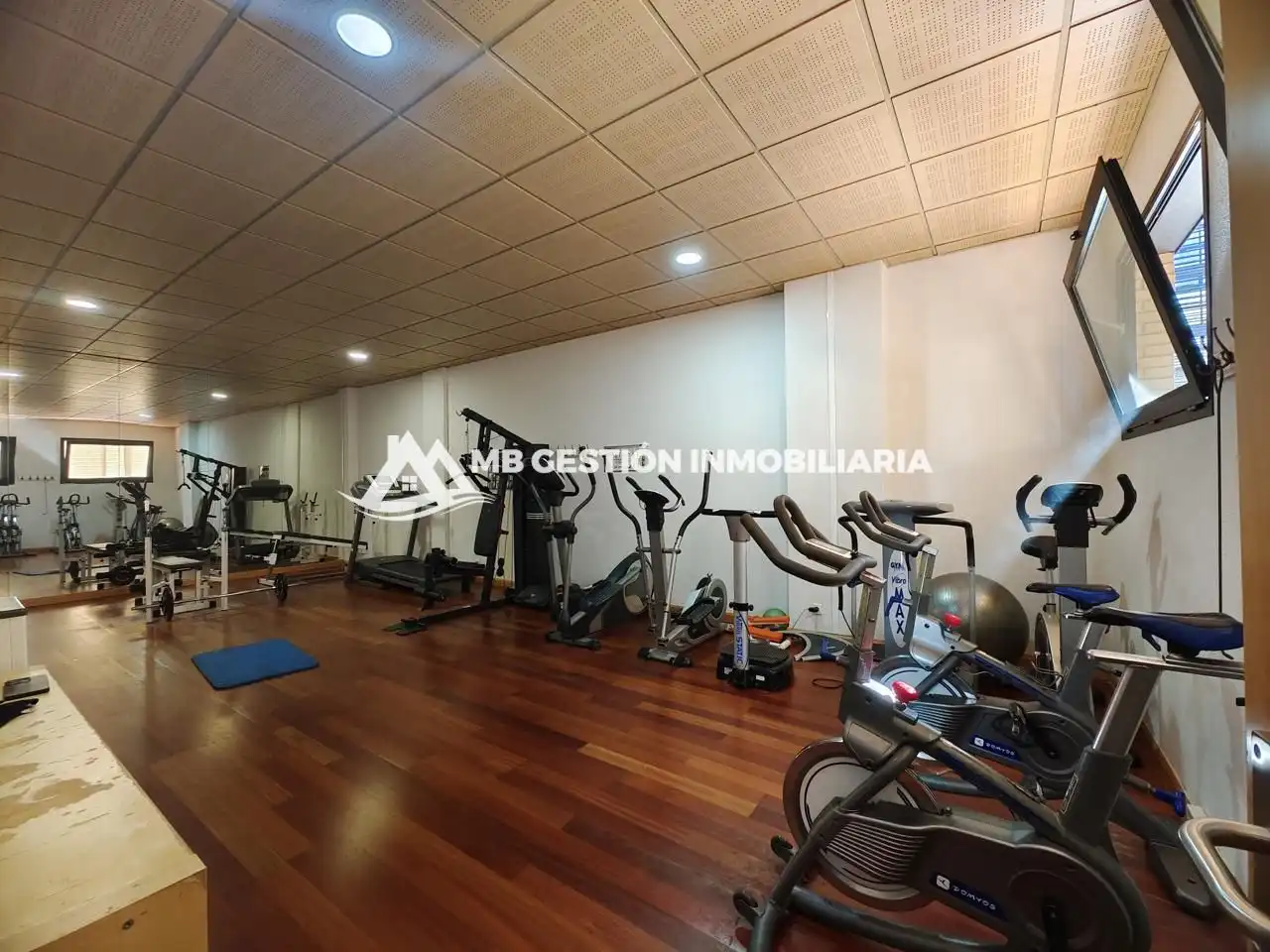 Attic for sale in Fuenlabrada  with Air Conditioner, Heating and Private garden