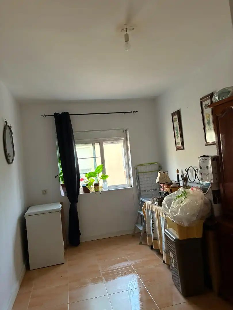 Habitación de Piso en venta en Algeciras con Aire acondicionado, Amueblado y Horno