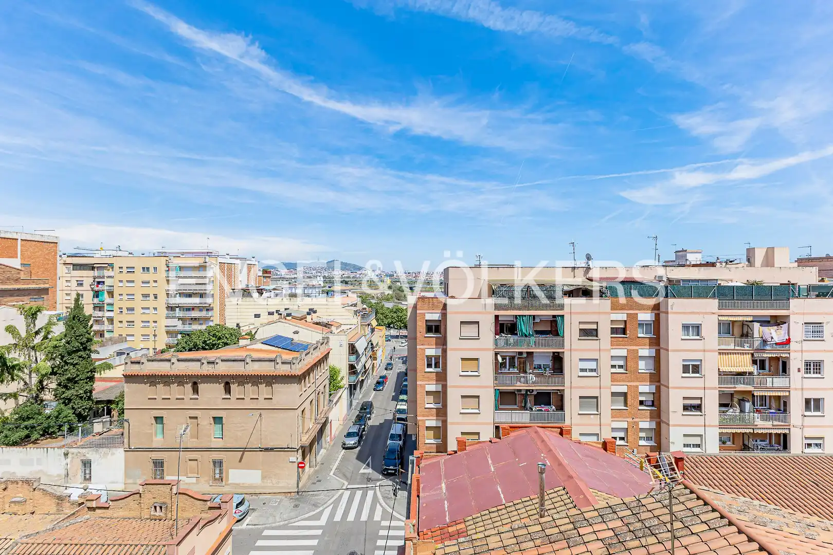 Vista exterior de Piso en venta en Sant Boi de Llobregat con Calefacción, Terraza y Balcón