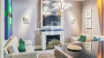 Living room of Flat to rent in  Madrid Capital  with Air Conditioner, Heating and Furnished