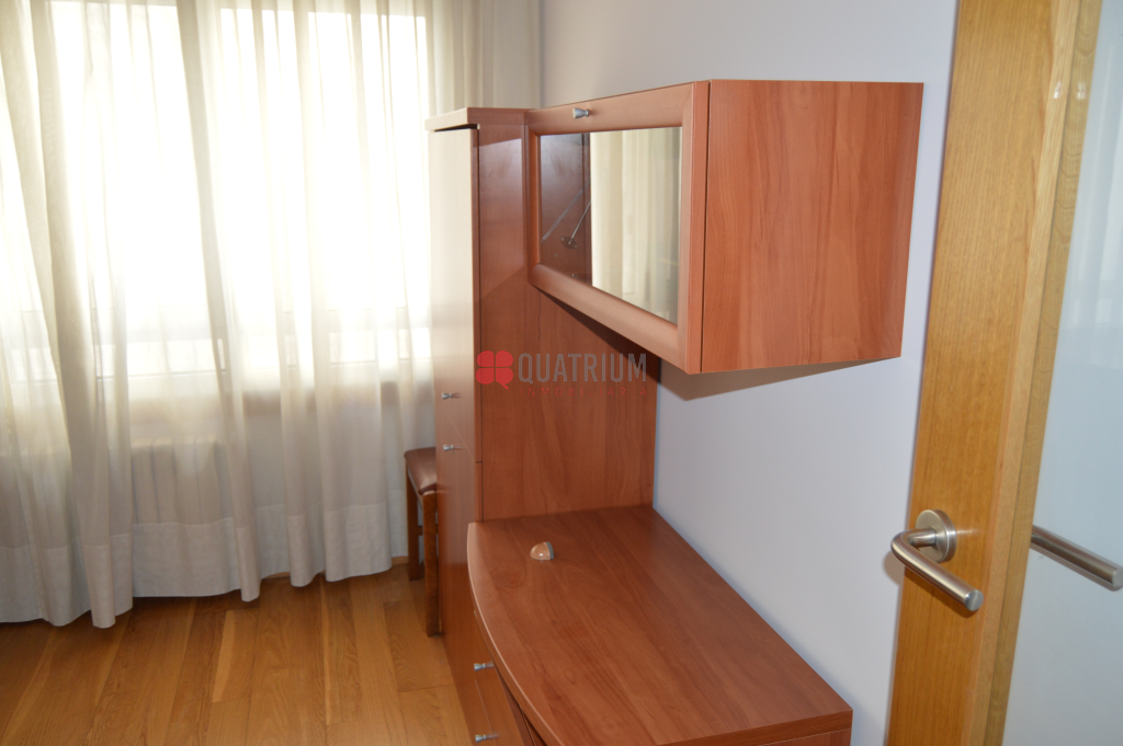 Flat to rent in Ensanche - Sar