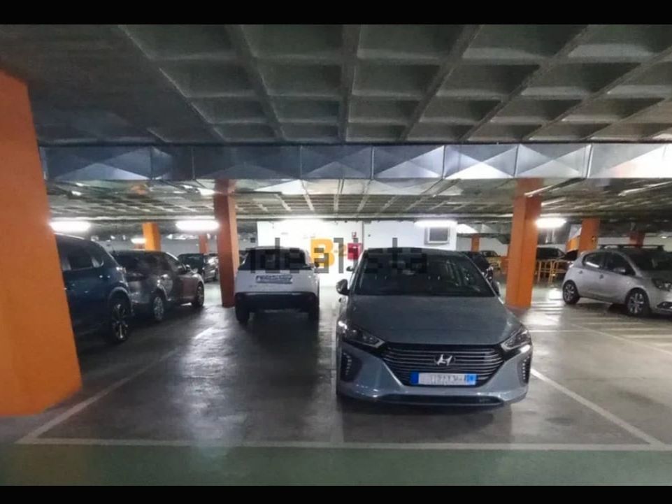 Aparcament de Garatge de lloguer en  Granada Capital