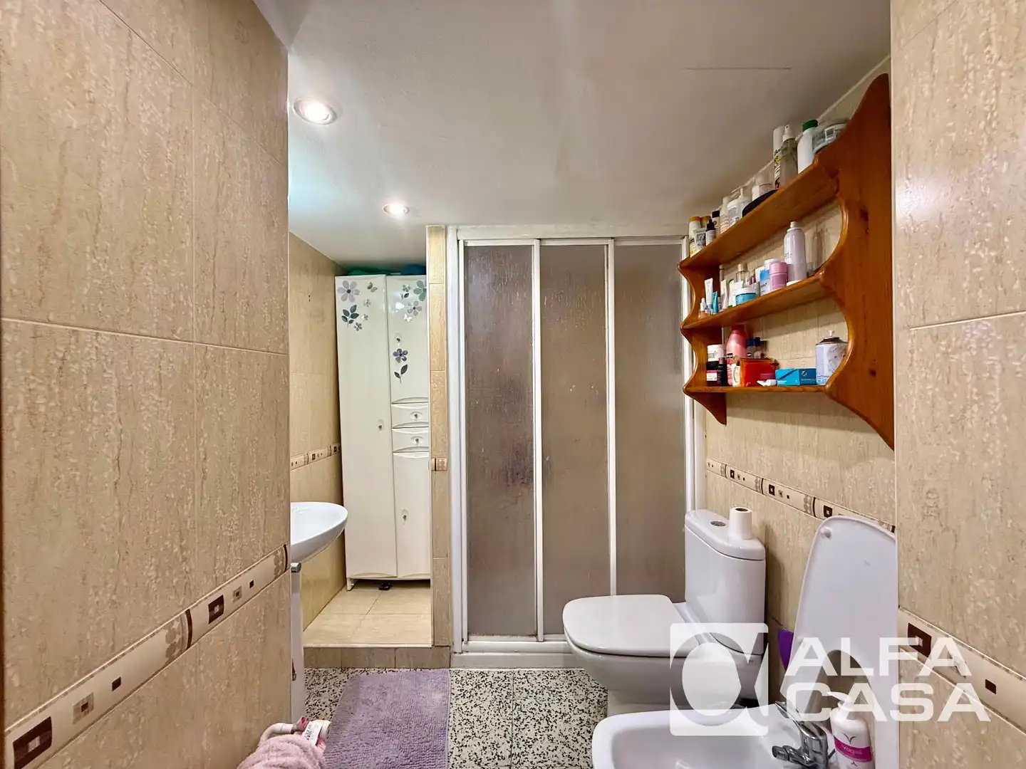 Badezimmer von Wohnung zum Verkauf in Lloret de Mar mit Heizung, Terrasse und Schwimmbad