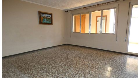 Foto 3 de Casa o chalet en venta en Calle Solsona, Les Arenes - La Grípia Can Montllor, Terrassa