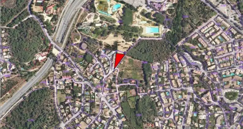 Terreny residencial en venda a calle Montserrat Roig