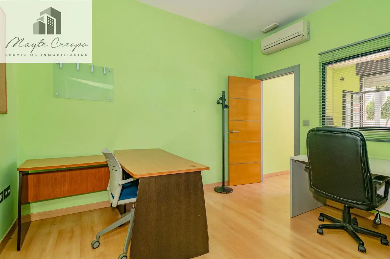 Local en venta en Armilla con Aire acondicionado