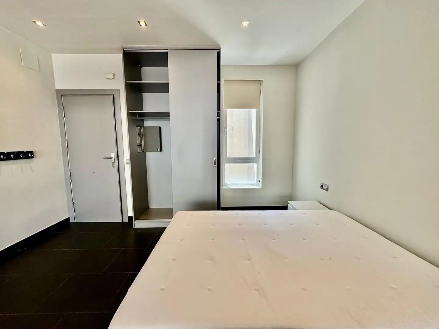 Schlafzimmer von Wohnung zur Miete in Barcelona mit Klimaanlage, Heizung und Abstellraum