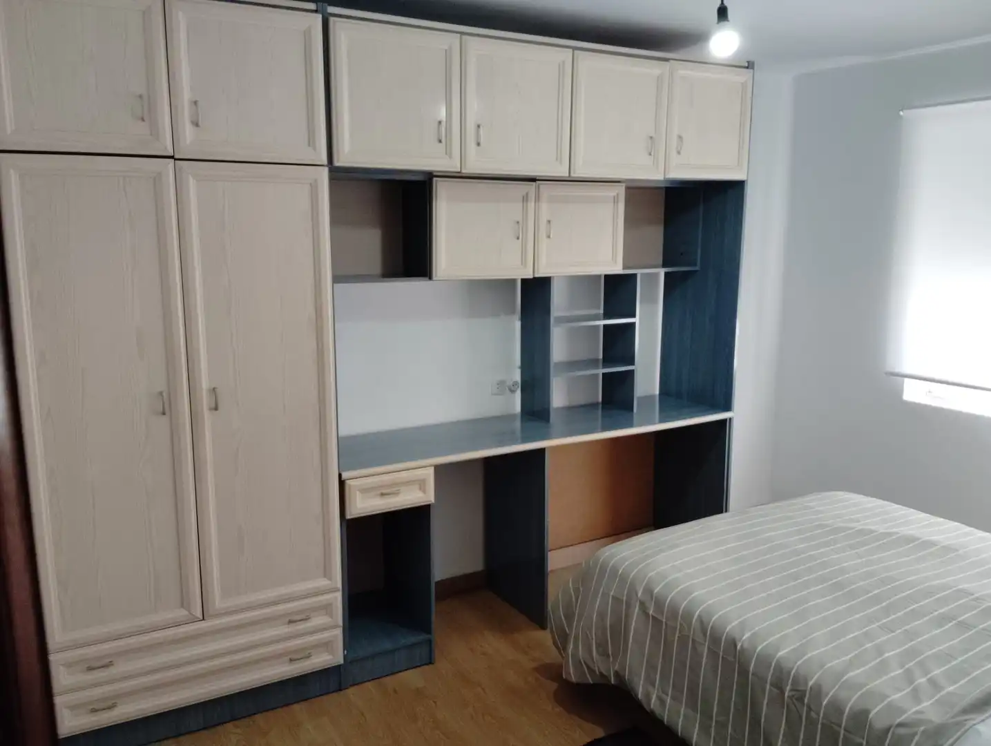 Bedroom of Flat for rent in Oviedo   with Heating, Furnished and Oven