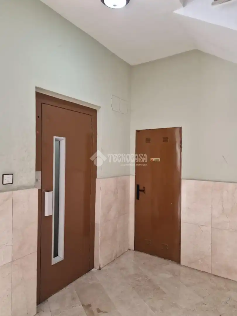 Wohnung zum Verkauf in Huesca mit Heizung und Balkon