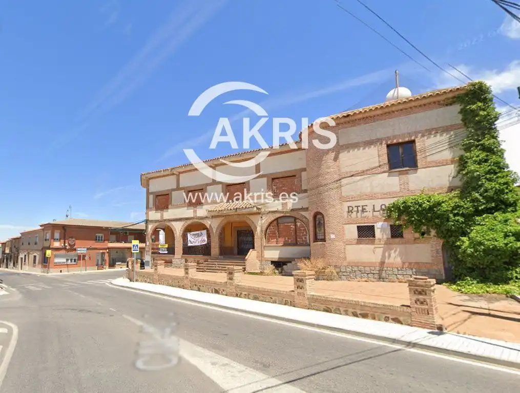 Local comercial en venta en Calle San Vicente