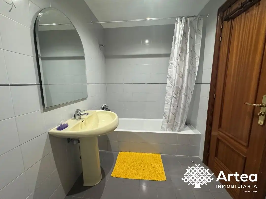Wohnung zur Miete in Epaltzaren Alargunaren Kalea, Casco Viejo