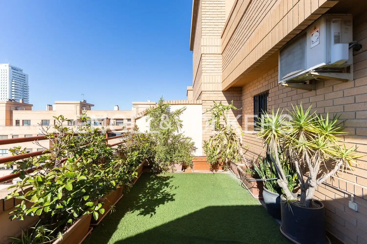 Terraza de Ático de alquiler en Camins al Grau