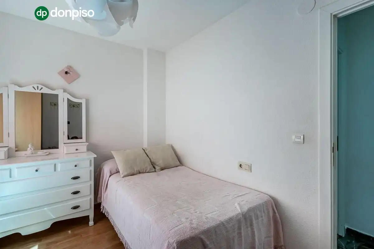 Bedroom of Flat for sale in Santa Fe