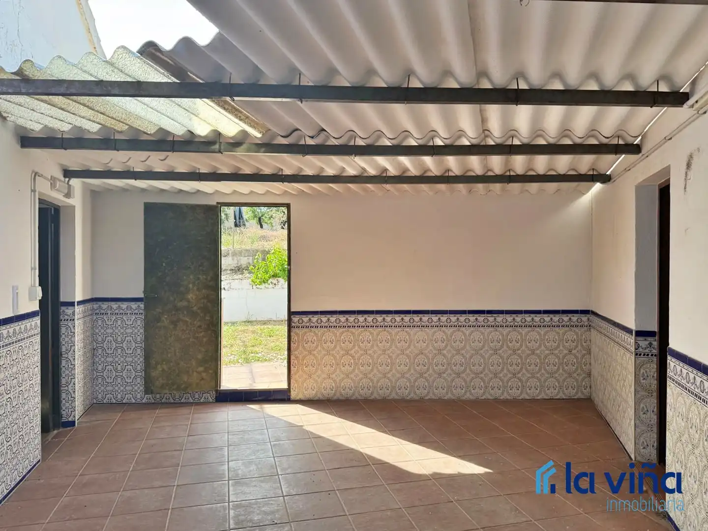 Jardí de Casa o xalet en venda en Loja amb Terrassa, Traster i Moblat