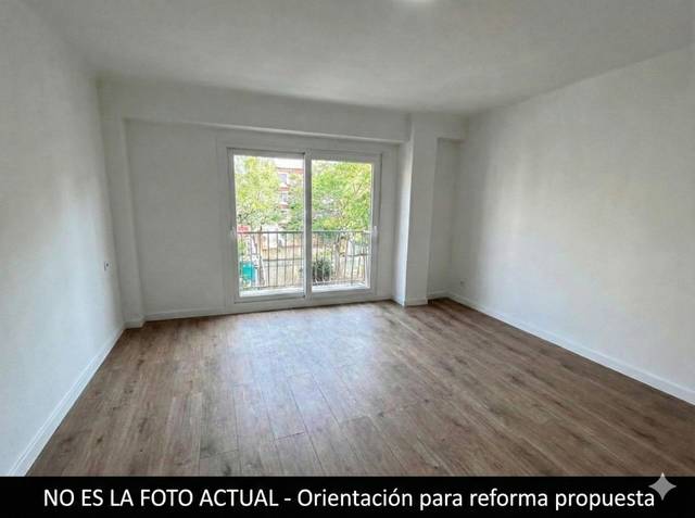 Piso en Venta en Calle JOAQUIN NAVARRO en L'Hort de Senabre