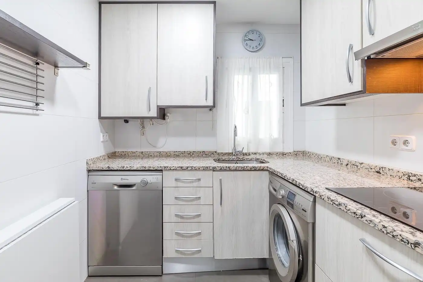Kitchen of Flat for sale in Madrid  with Air Conditioner, Heating and Terrace