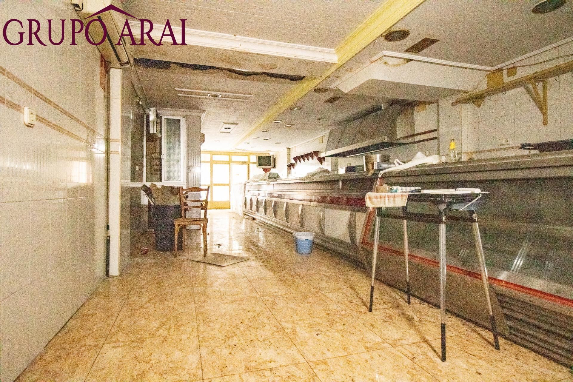 Premises for sale in Alicante / Alacant  with Furnished