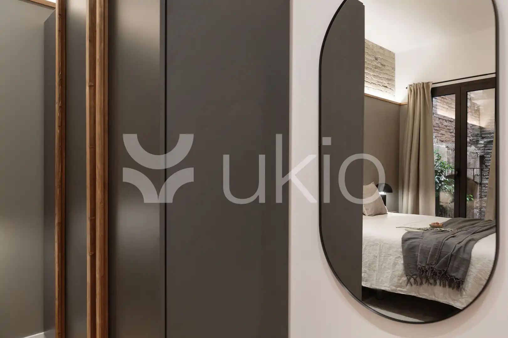 Habitación de Apartamento de alquiler en Barcelona con Aire acondicionado, Calefacción y Amueblado