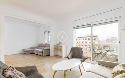 Living room of Flat for sale in  Barcelona Capital  with Air Conditioner and Balcony